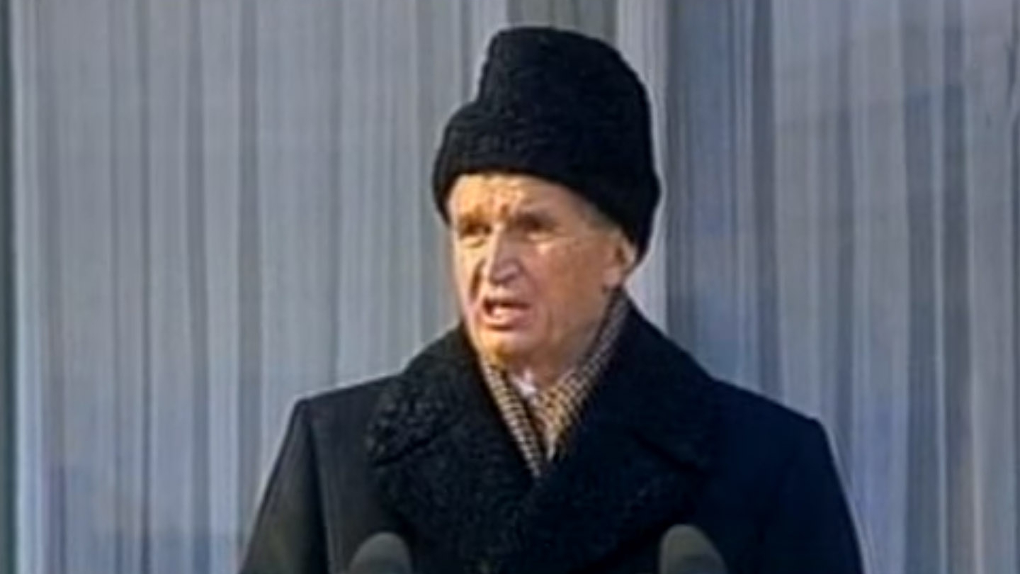 Nicolae Ceausescu a obtinut Bacalaureatul la 47 de ani