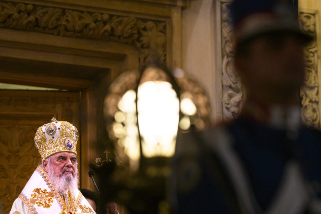 Patriarhul Daniel mesaj de Craciun Nasterea Domnului simbolizeaza pacea