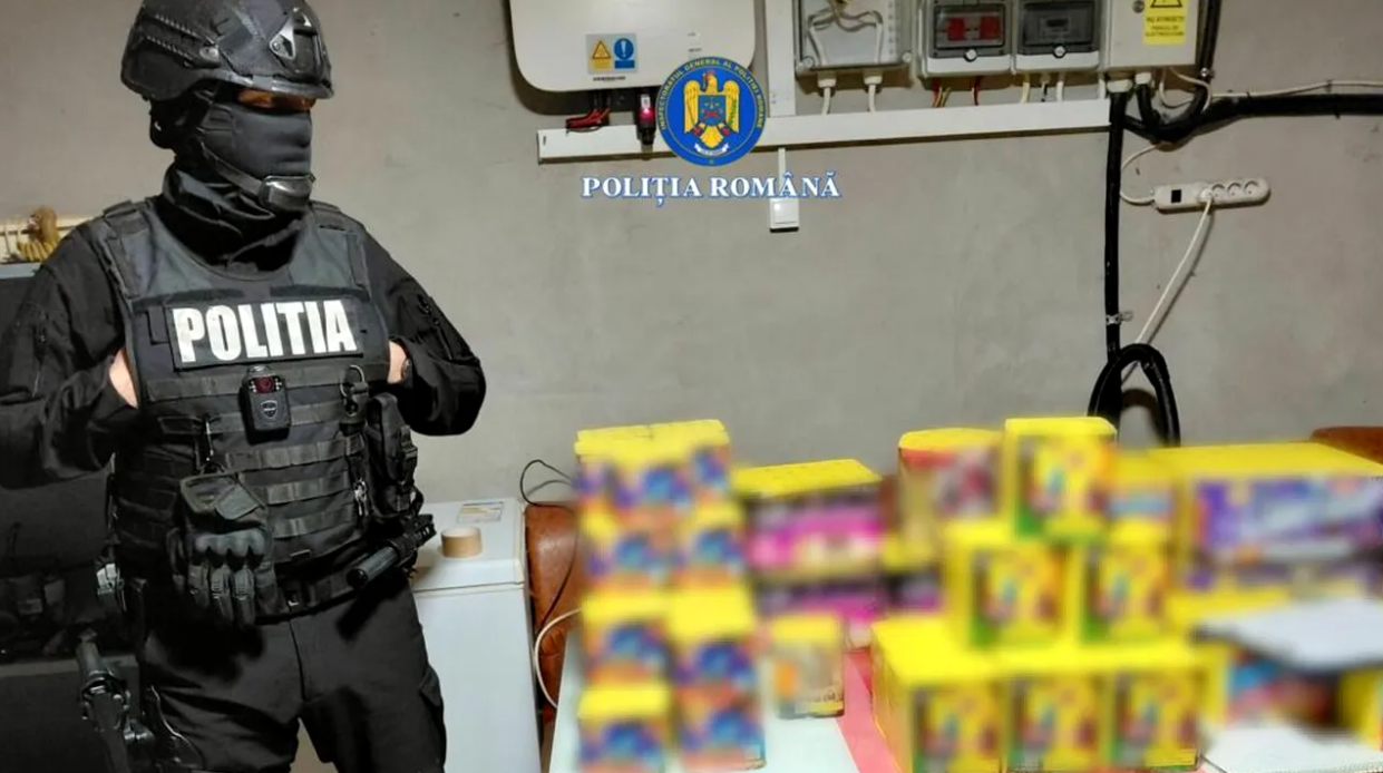 Perchezitii in Calarasi si Bucuresti Cinci tone de materiale pirotehnice confiscate