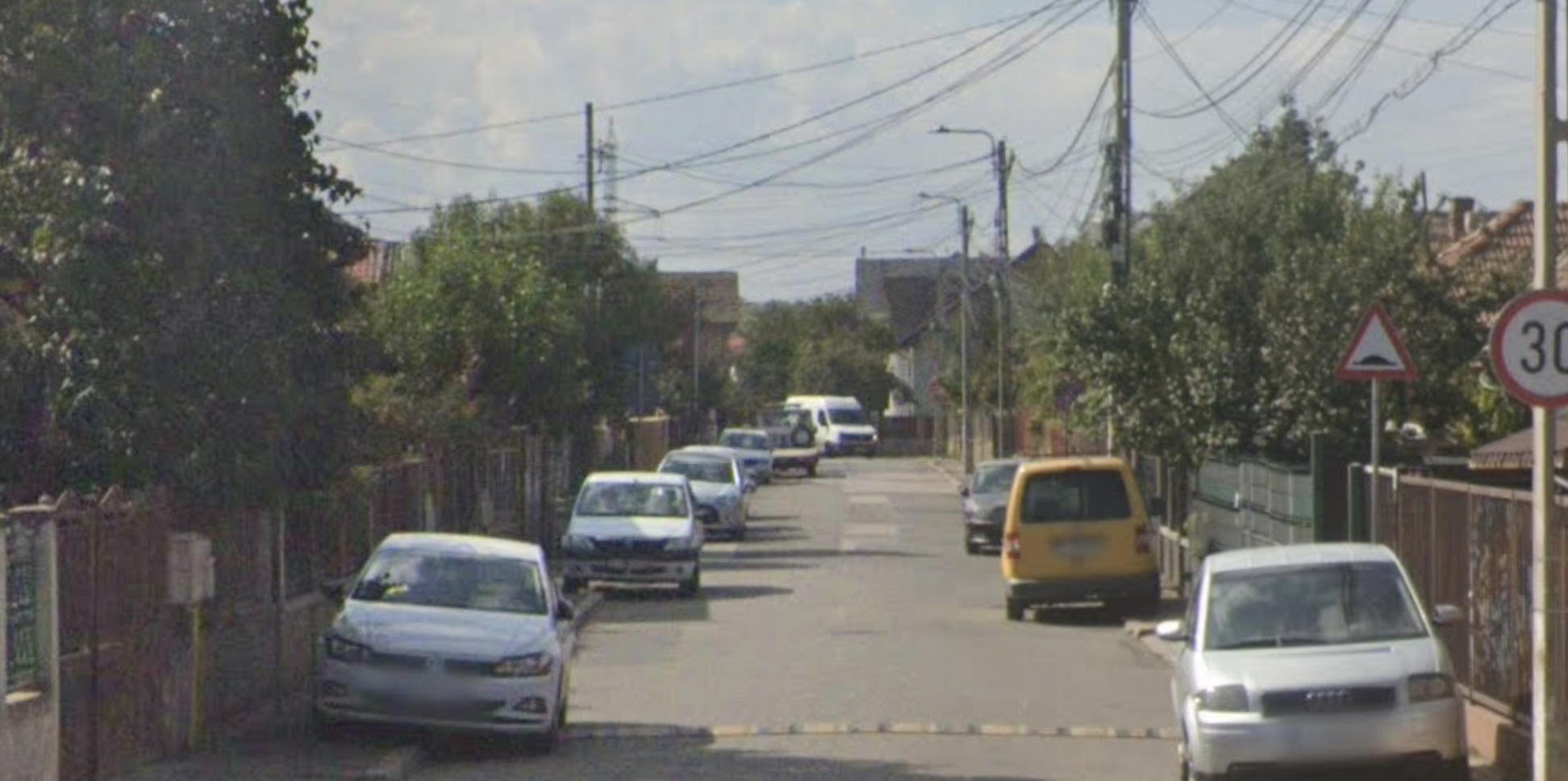 Pericol mare in Cluj Masinile parcate obstrucioneaza vizibilitatea