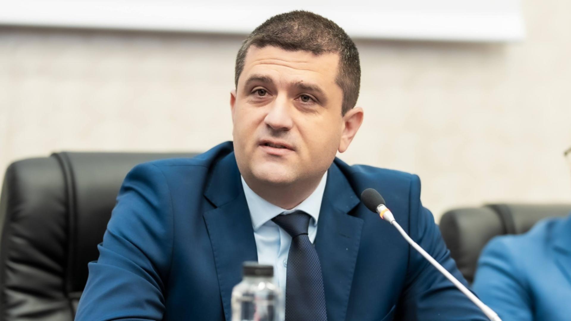 Radu Miruta desemnat pentru Ministerul Apararii