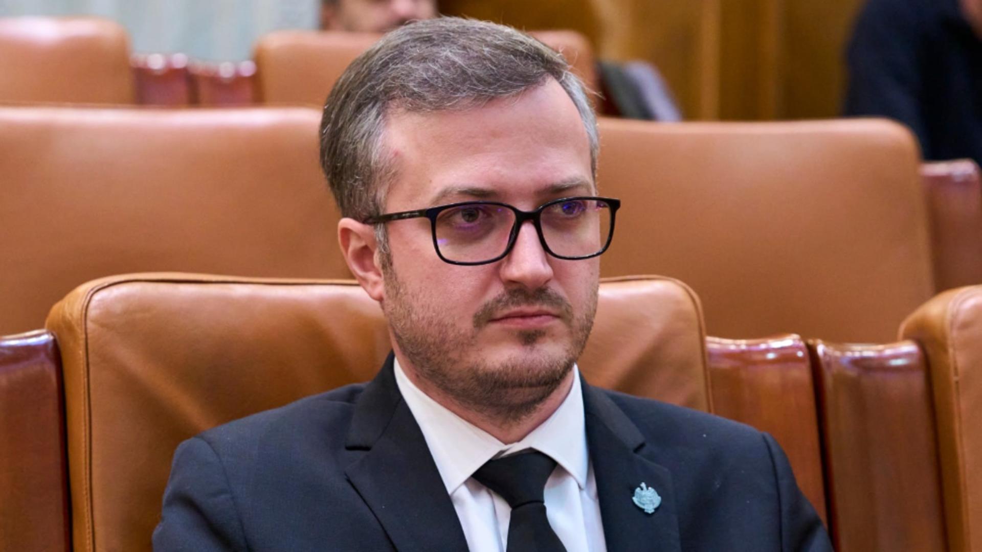 Stefanita Avramescu AUR Taxele locale afecteaza Romania