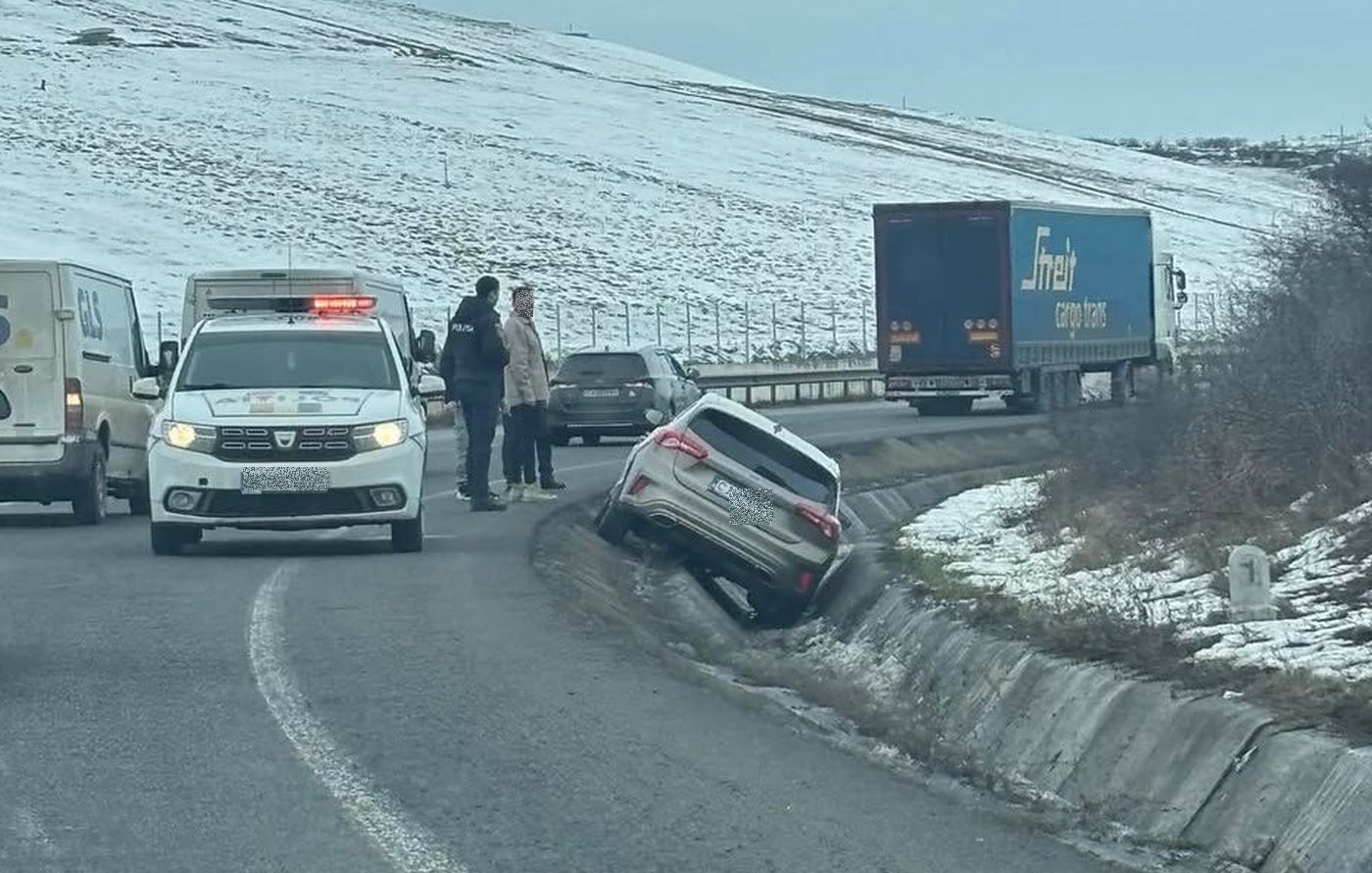 A iesit cu masina de pe drum intr o curba pe Centura Valcele Apahida Incident terifiant dupa ce a ajuns direct in sant