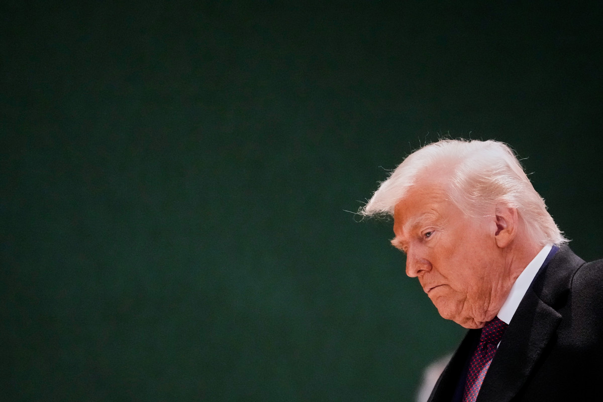 Numerele de popularitate ale lui Trump scad in randul grupurilor esentiale Iata motivele