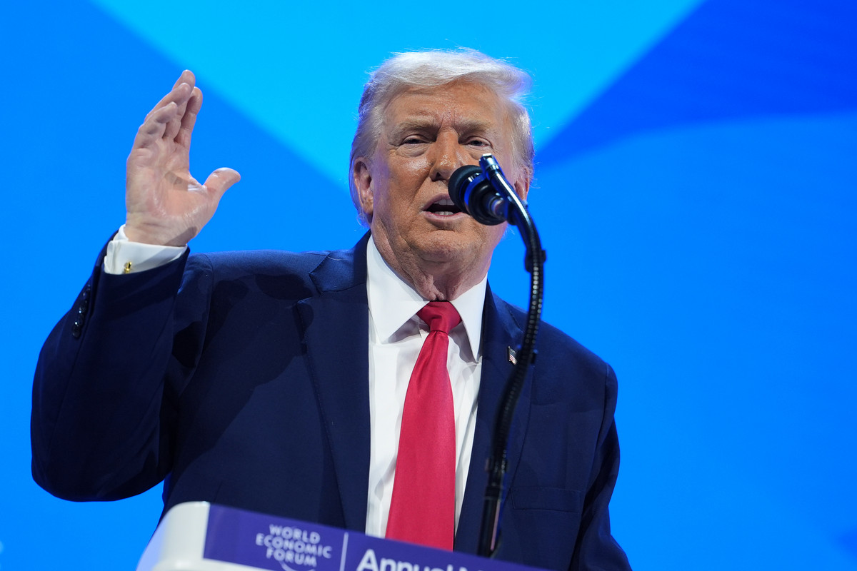 Trump sustine ca anumite persoane vor fi trasi la raspundere pentru fraudarea alegerilor din 2020