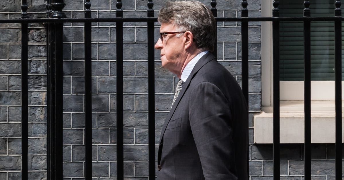 Comisia Europeana examineaza relationele lui Mandelson cu Epstein