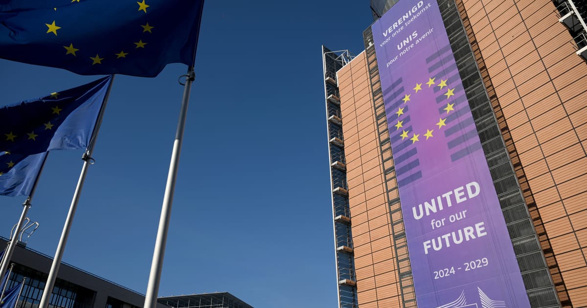 Politia belgiana efectueaza perchezitii la cladirile Comisiei Europeana intr o ancheta legata de vanzarea de proprietati
