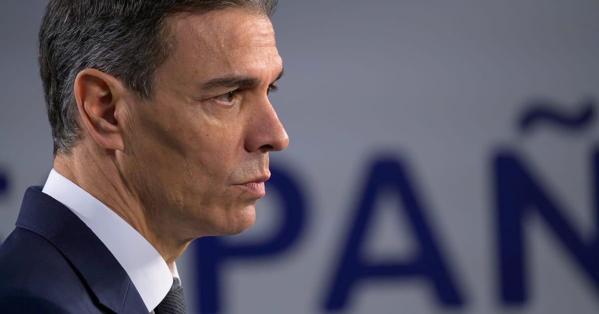 Spania planuiesc sa interzica accesul pe retelele sociale pentru persoanele cu varsta sub 16 ani