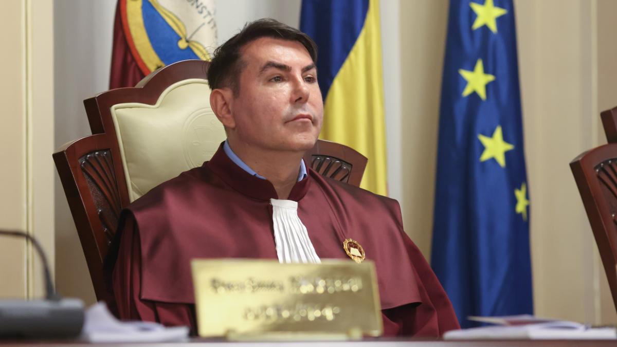 Surse Un judecator al CCR provoaca agitatie in sedina cruciala despre reforma pensiilor speciale Gheorghe Stan