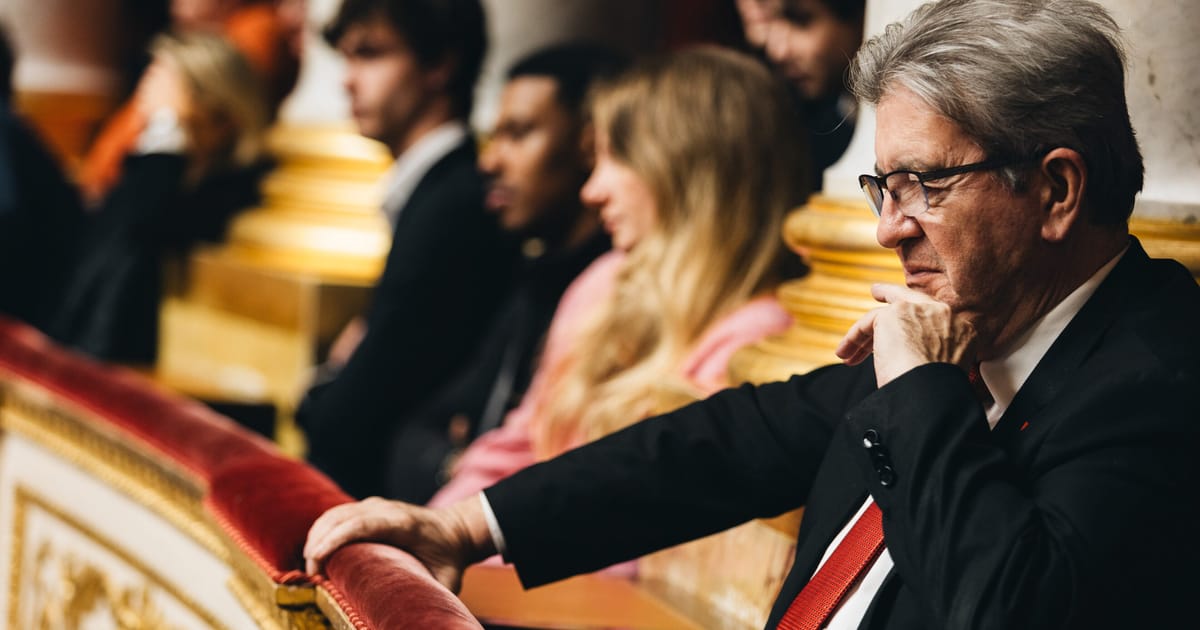 Uitati de Le Pen Politica franceza are un nou dusman principal