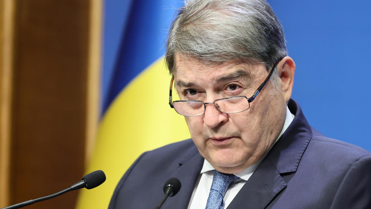 hurezeanu despre decizia lui nicusor dan de a accepta invitatiea lui trump era o oportunitate prea rara pentru a