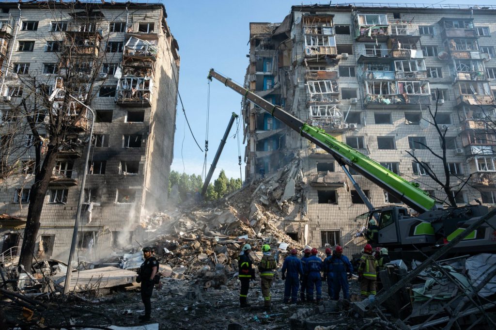 raport reconstruirea ucrainei va costa aproape 600 de miliarde de dolari
