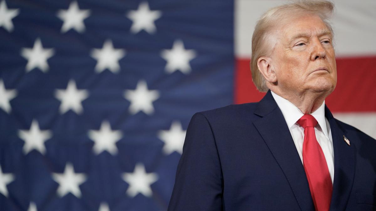surse donald trump a fost invitat la bucuresti la summit ul b9 din 13 mai la care va participa si mark rutte