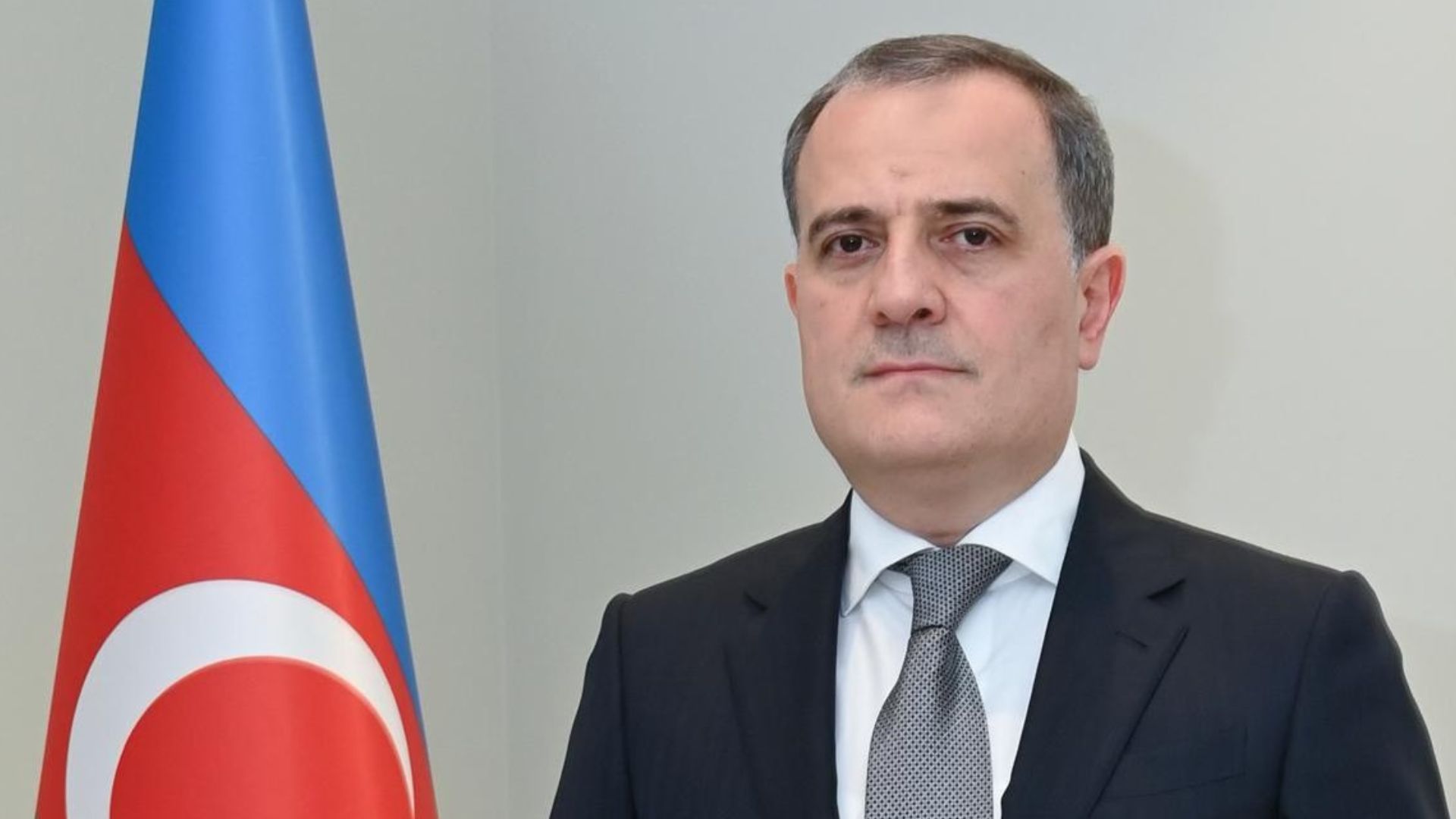 Azerbaidjanul isi recalla diplomatii din Iran dupa atacul aerian in urma caruia patru persoane au fost ranite