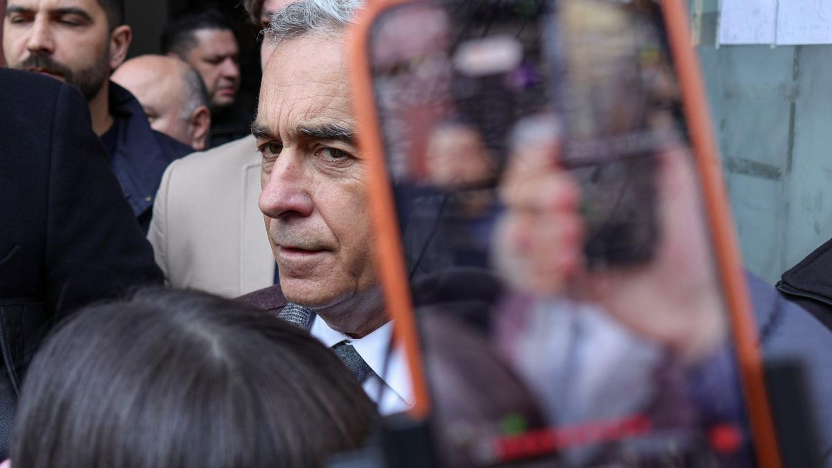 Calin Georgescu primest e o amnare pn pe 28 aprilie n cazul su de