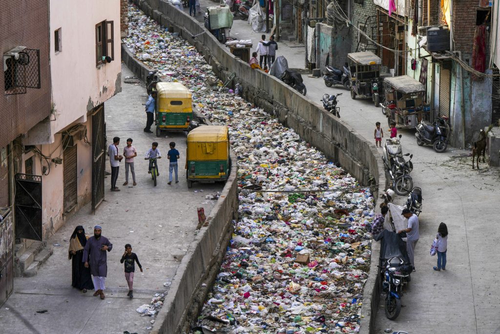 Criza gazului din India impacteaza familiile sarace obligandu le sa apeleze la lemn si carbune ceea ce conduce la o crestere a poluarii