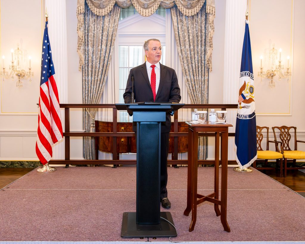 Darryl Nirenberg preia oficial functia de ambasador al Statelor Unite in Romania Ceremonia de prezentare a scrisorilor de acreditare va avea loc pe 3 martie la Cotroceni