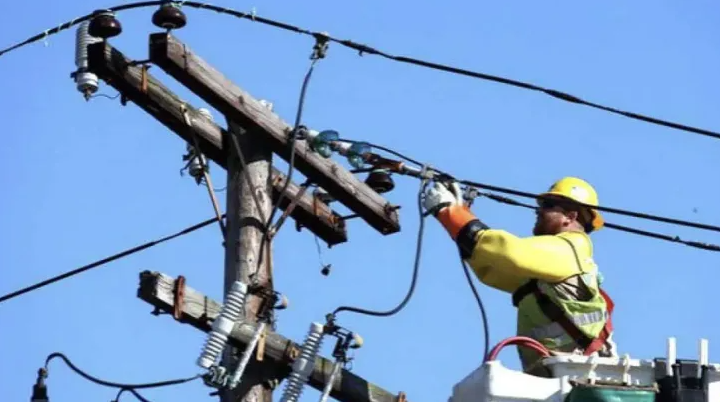 Fara curent electric in Cluj Multe zone vor fi afectate de intreruperi planificate