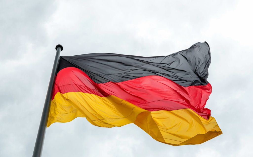 Germania simplifica restrictiile la exportul de armament catre tarile din Golf si Ucraina