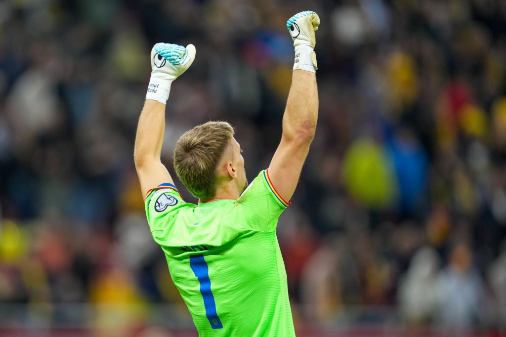 Ionut Radu se califica in sferturile Ligii Europa dupa victoria Celta Vigo in fata lui Lyon Razvan Marin avanseaza in sferturile Ligii Conferintei cu AEK Atena