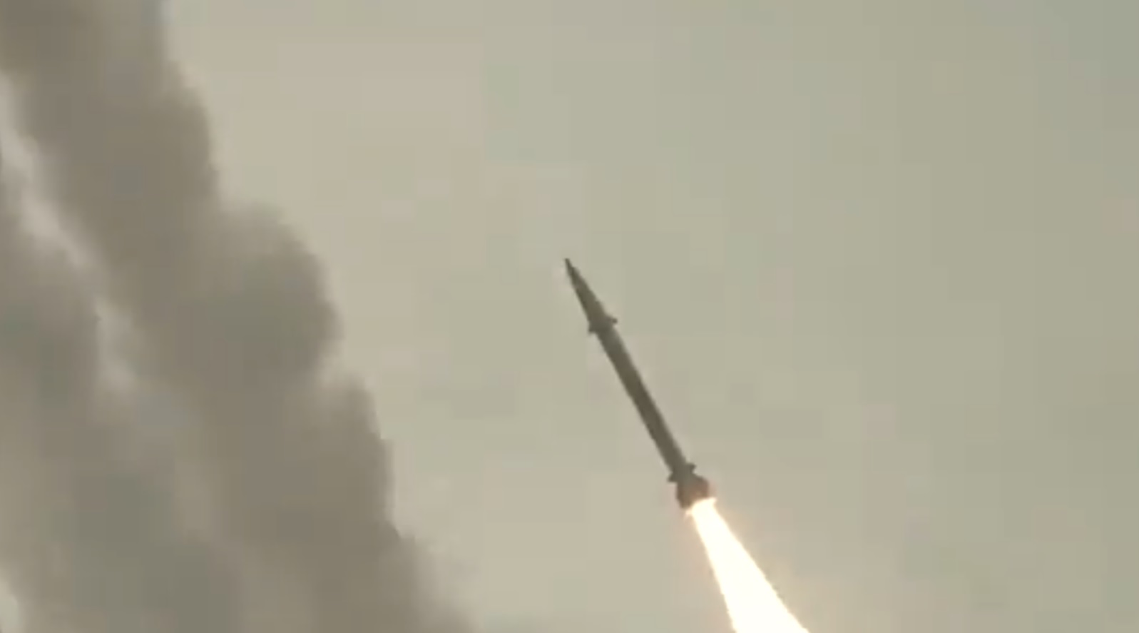 Iranul avertizeaza ca va lovi instalaia nucleara de la Dimona Israel in cazul unei schimbari de regim la Teheran