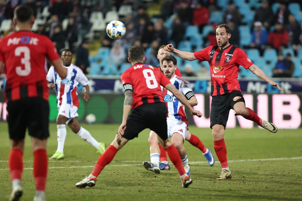 Otelul Galati pierde acasa cu Csikszereda 23 in prima runda a play out ului