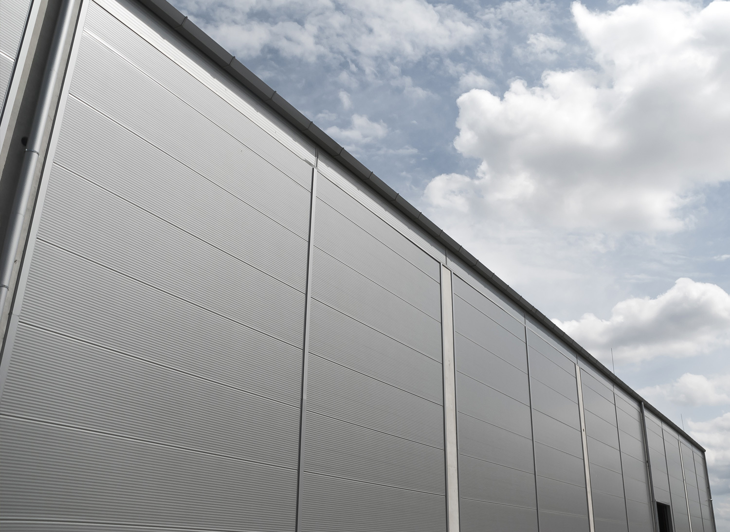 P anouri sandwich cum sa alegi corect pentru acoperis si pereti si ce greseli te pot costa mult