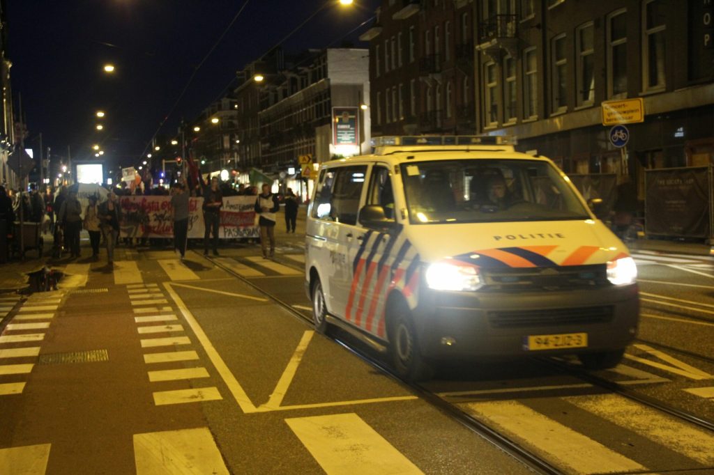 Politia olandaza a arestat patru tineri in urma unui incendiu la o sinagoga din Rotterdam