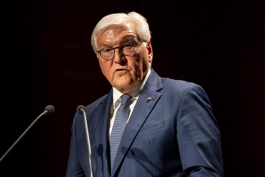 Presedintele Germaniei il critica pe Donald Trump Este o eroare fatala Incalca dreptul international Cum isi imagineaza viitorul Europei