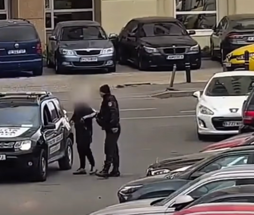 Primaria Capitalei avertizeaza Nu oferiti bani parcagiilor Este o metoda de inselaciune