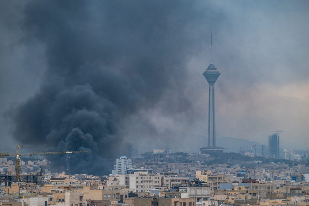 Razboi in Orientul Mijlociu ziua 22 Trump Suntem foarte aproape de obiective Paradoxal SUA au ridicat sanctionile asupra petrolului iranian Armata SUA afirma ca influenta Iranului in Stramtoarea Ormuz s a reductiionat