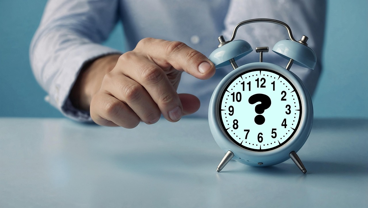 Romnia trece la ora de var n noaptea acesta Cum afecteaz o or n minus de somn organismul