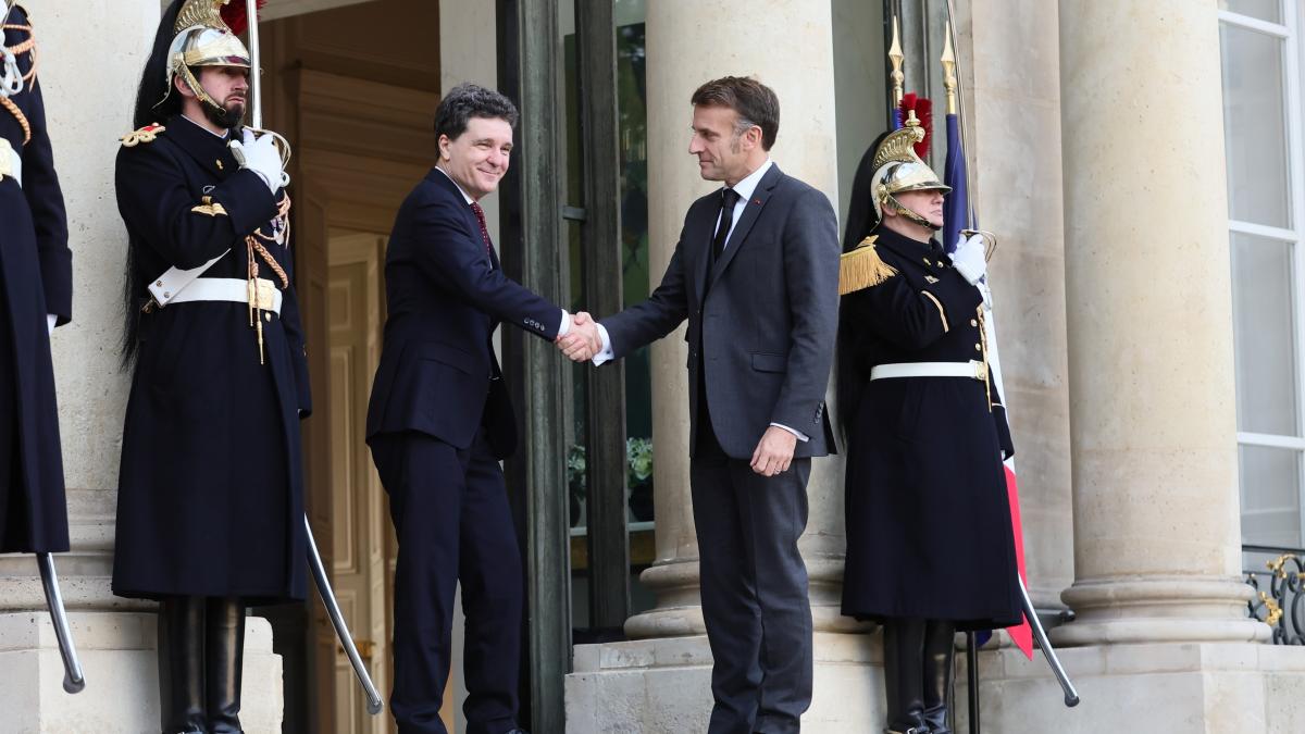 Sondaj INSCOP O majoritate coplesitoare se opune armelor nucleare in Romania Ce opinie au romanii despre