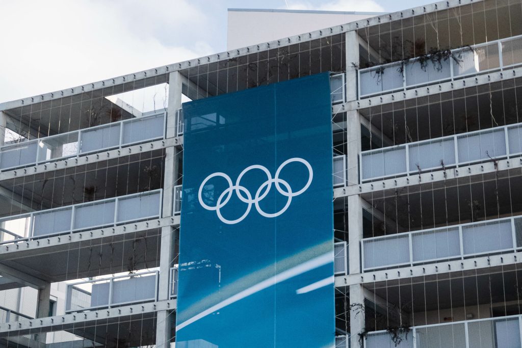 Sportivele transgender excluse de la Jocurile Olimpice conform noii politici de eligibilitate a CIO