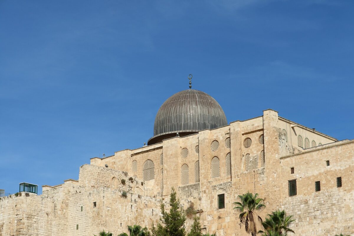 Tensiune extrema la Ierusalim Autoritatile israeliene au inchis o moschee bine cunoscuta in timpul unei sarbatori