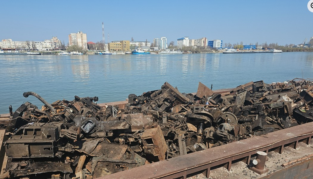 Transport ilegal de deseuri pe Dunare oprit in zona Galati