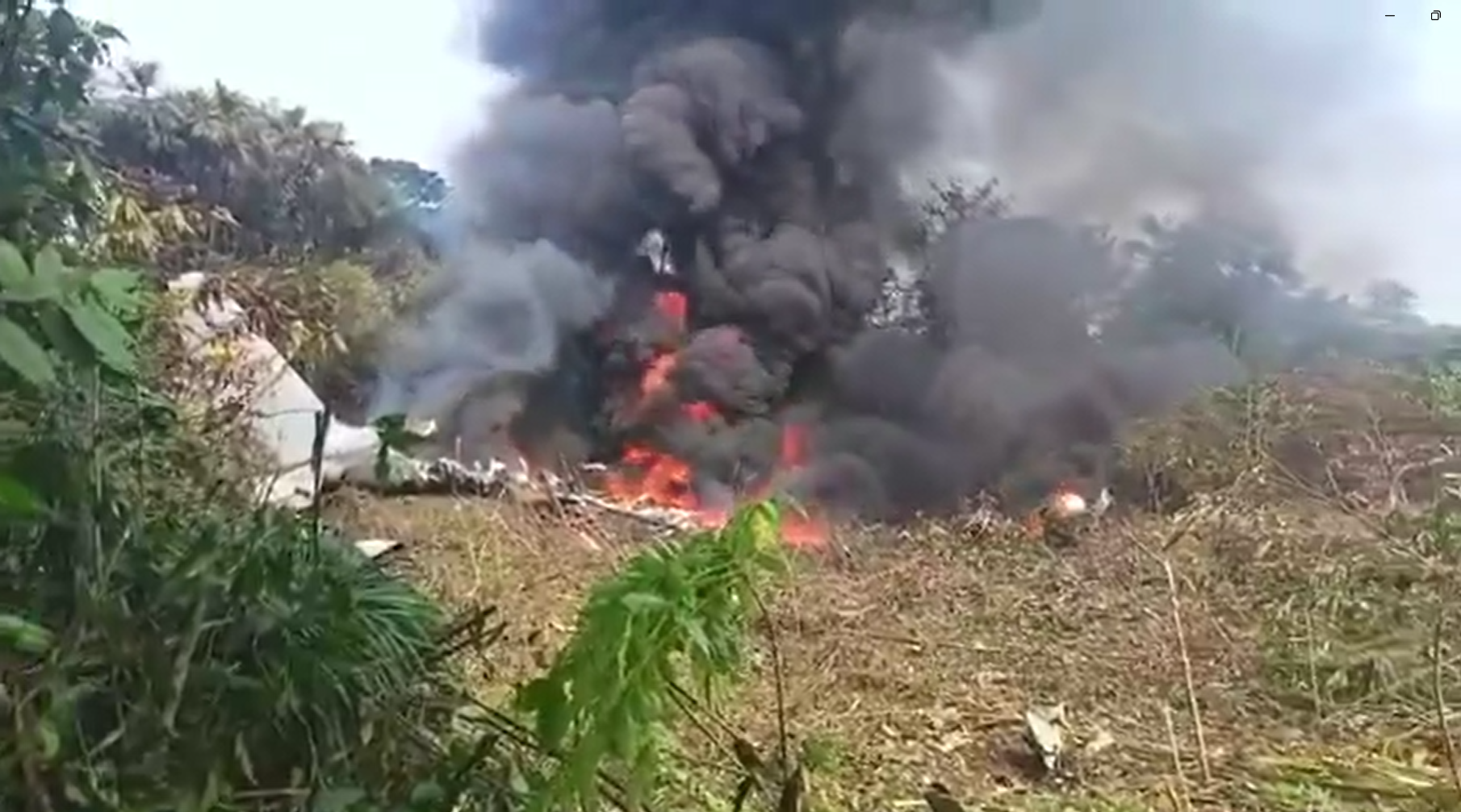Un avion militar columbian cu 110 soldati la bord s a prabusit la granita cu Peru