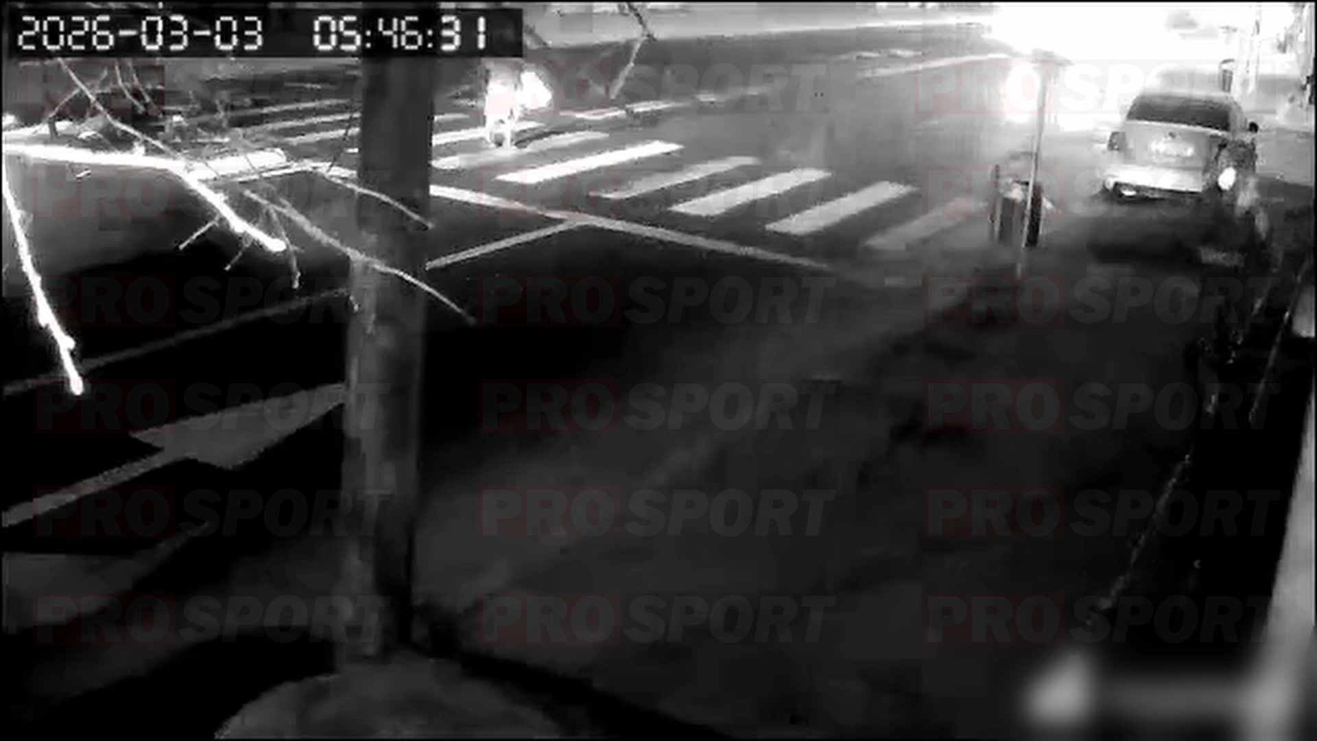 Video despre accidentul provocat de Kader Keita Jucatorul de la Rapid ar fi lovit o femeie de 68 de ani si ar fi parasit locul faptei