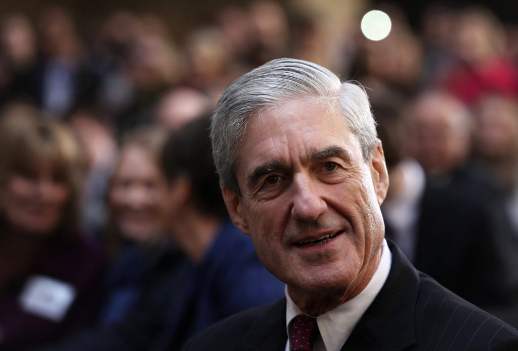 fostul director al fbi robert mueller care a investigat legaturile dintre rusia si campania lui trump a murit