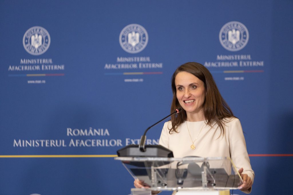 niciun roman nu a fost ranit in conflictul din orientul mijlociu planurile de evacuare vor fi discutate maine cu bolojan
