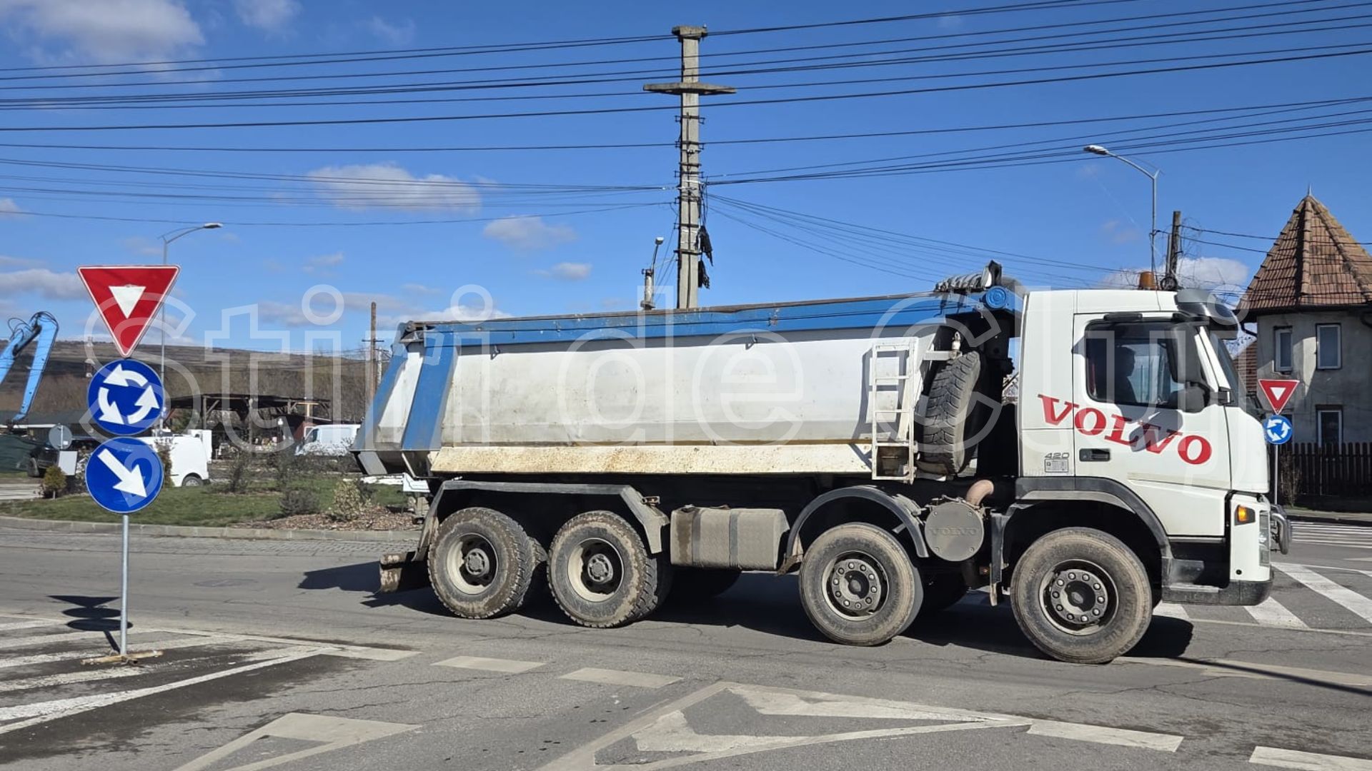 situatie alarmanta pe barcl 1 in cluj napoca locuitorii protesteaza joi impotriva sensului unic cartierul a devenit autostrada ne am saturat