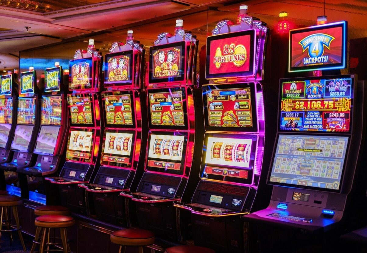 Brasovul va interzice jocurile de noroc in vecinatatea scolilor si spitalelor