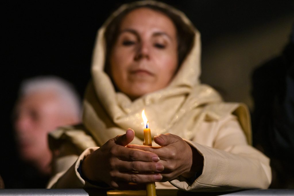 Ce trebuie sa stie cetatenii in legatura cu Sarbatile Pascale si Florile Recomandarile pompierilor