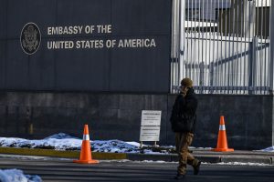 Cel mai inalt diplomat american din Ucraina se retrage