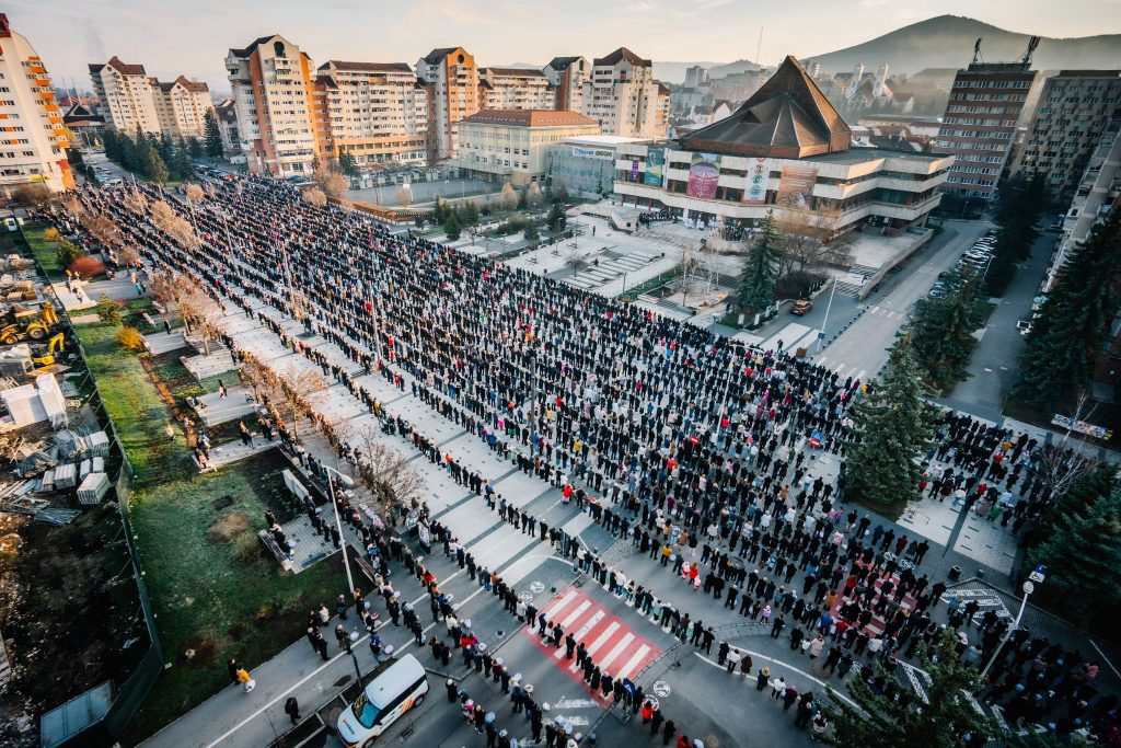 Imagini uimitoare din Miercurea Ciuc unde a avut loc traditionala sfiintire a preparatelor de Paste