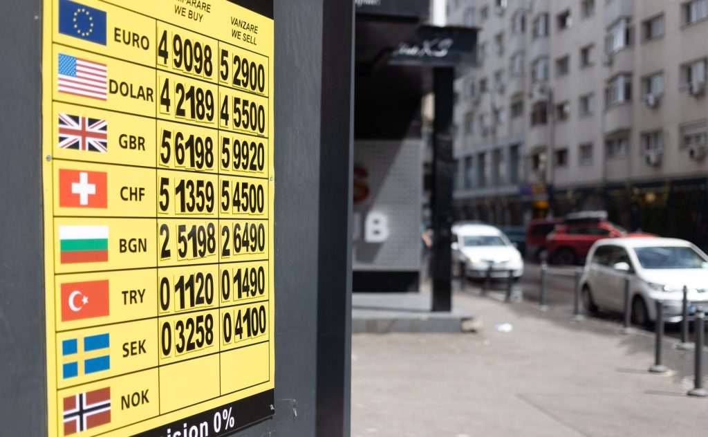 Inspectorii antifrauda ai ANAF au confiscat 68 9 milioane de lei din tranzactii valutare ilegale si bijuterii de aur in valoare de peste 8 5 milioane de lei