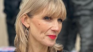 Limba care dispare in timp Tessa Dunlop si eforturile ei de a sustine un examen de limba romana in