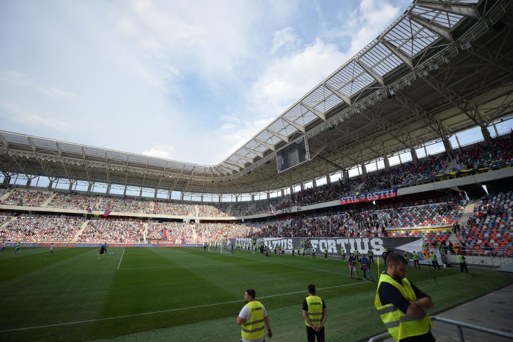 Ministrul Apararii anunta reducerea costului de inchiriere pentru stadionul Steaua