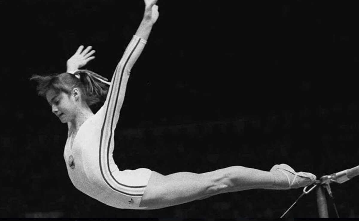 Nadia Comaneci revine acasa la Onesti