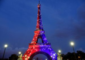 O piesa unica din Turnul Eiffel va fi scoasa la licitatie Care ar putea fi pretul